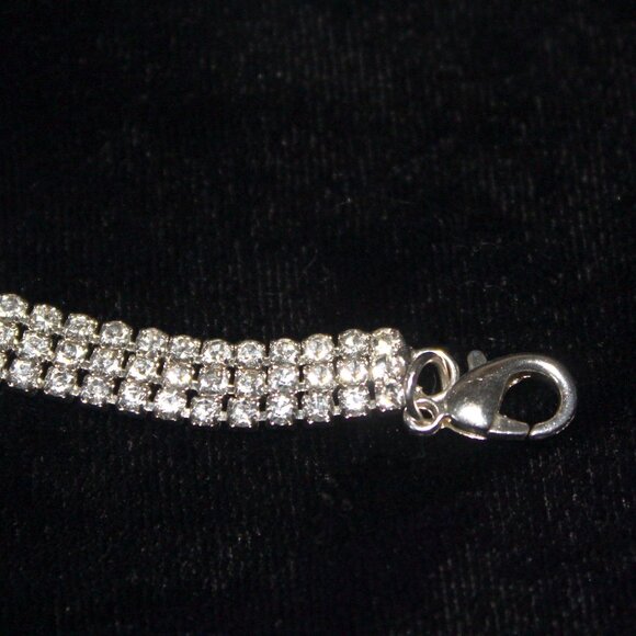 SOLD Diamond Crystals Are A Girls Best Friend Anklet - Picture 4 of 9